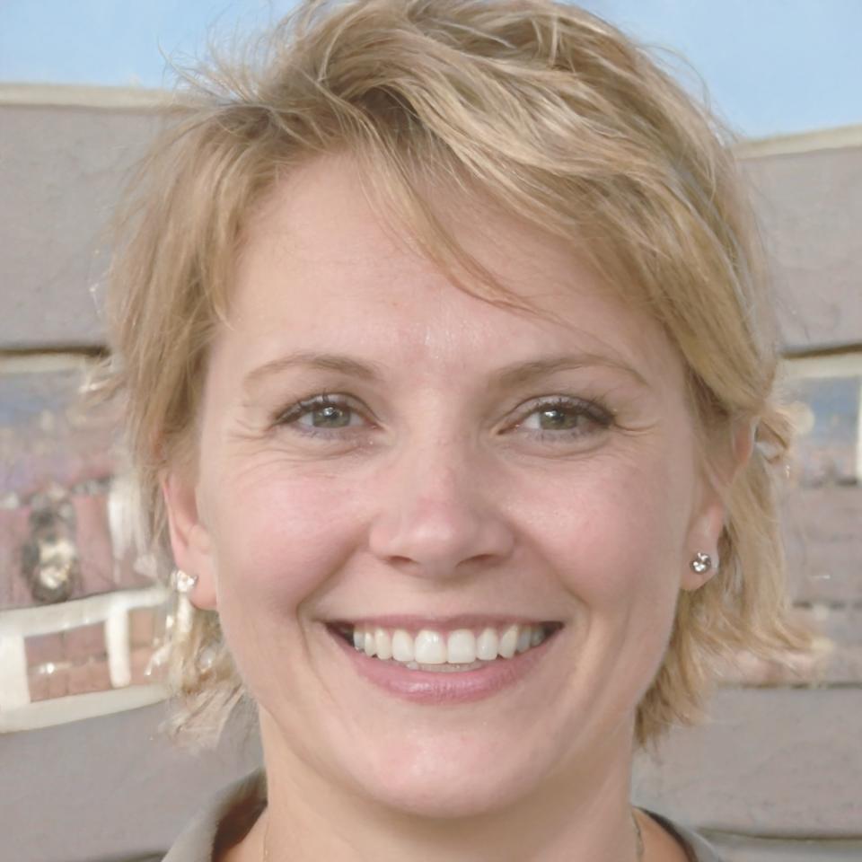 Ingrid Leppänen teaching market analysis fundamentals