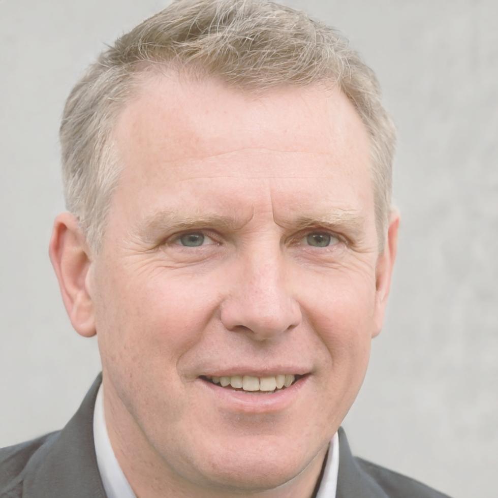 Elias Fjordvik, market analysis instructor